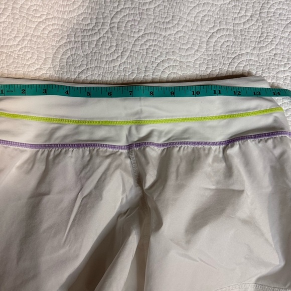 Lululemon Athletica White Athletic Shorts Lightweight Performance - Picture 11 of 11
